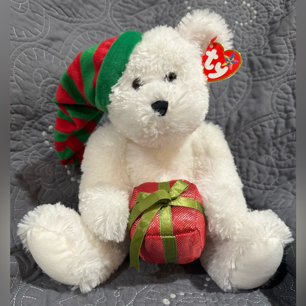 Ty 2006 Christmas Bear NWT